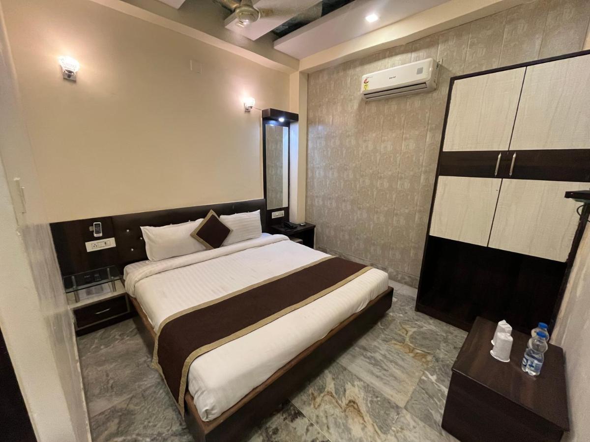 Hotel Raj Vilas Udaipur Luaran gambar